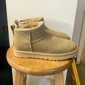 ultra mini ugg